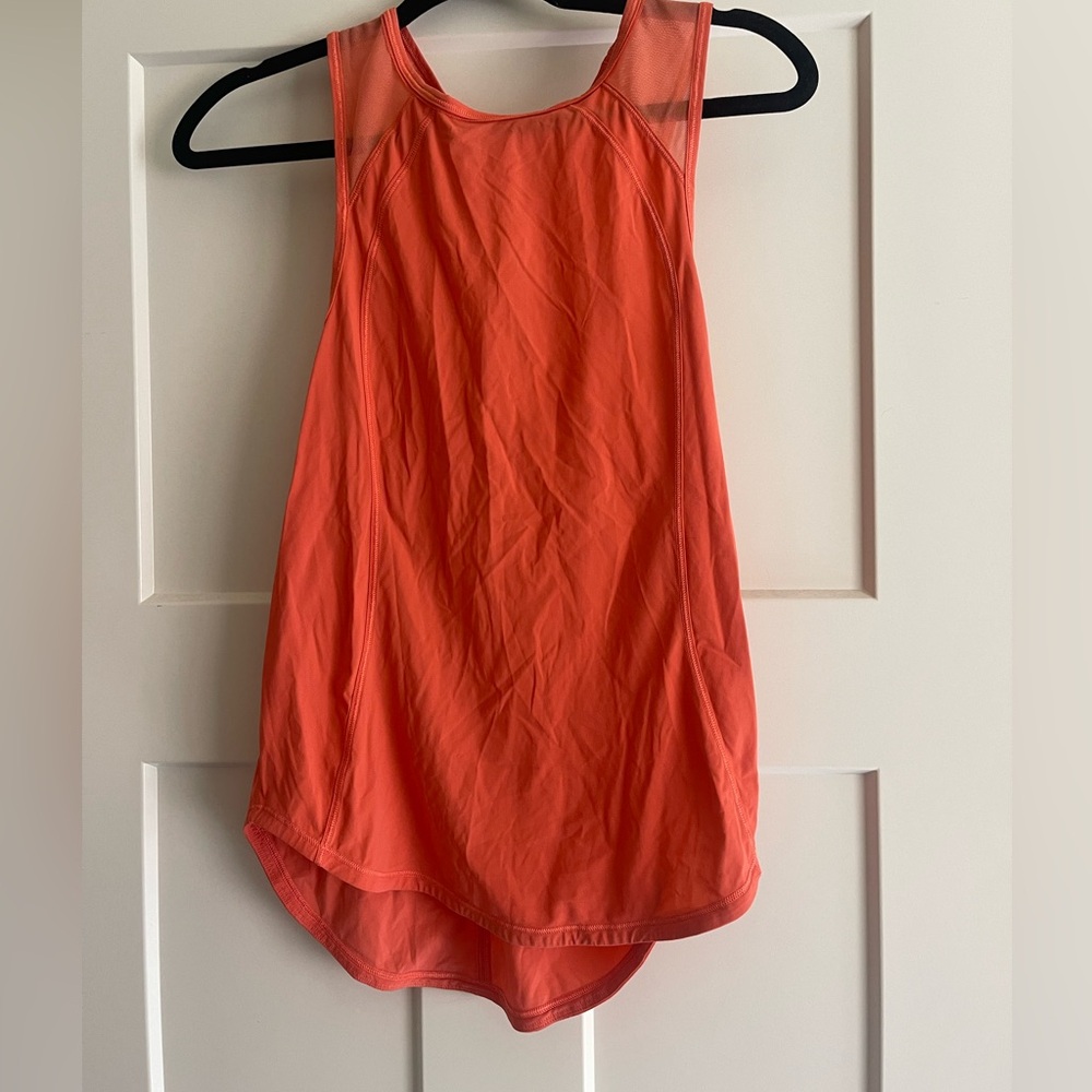 Lululemon tank top